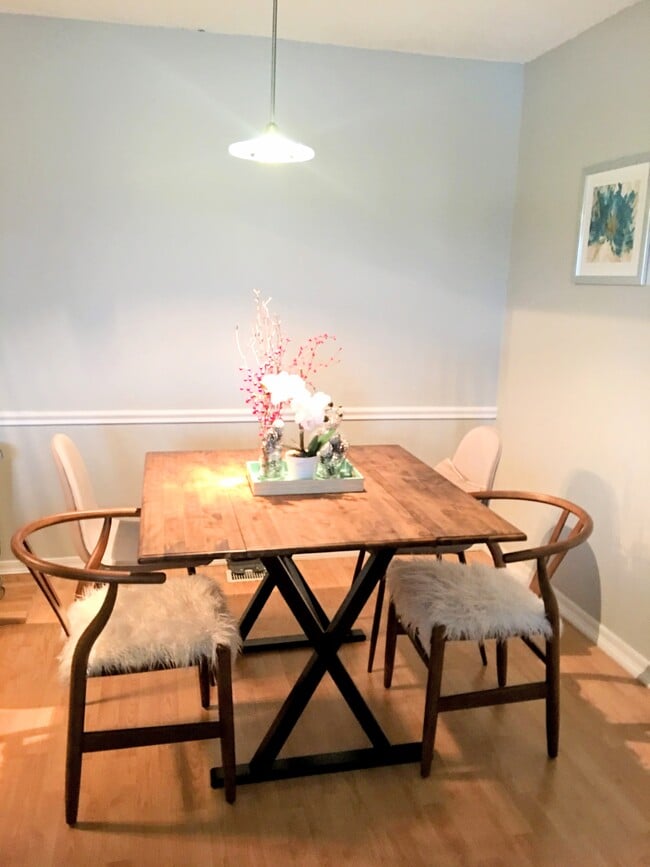 Comedor - 2529 Senator Ct Unidad H