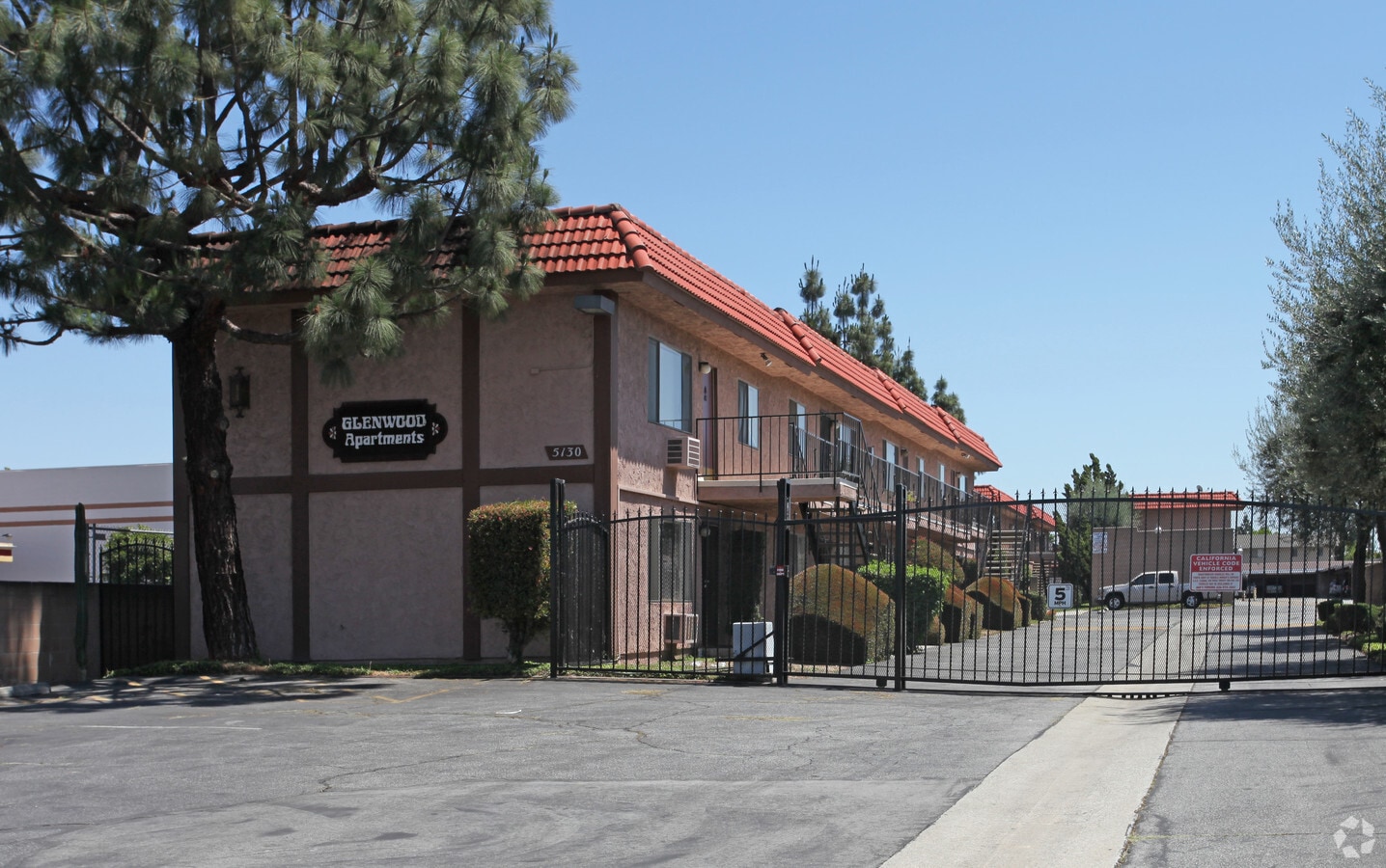 Photo - Glenwood Apartments