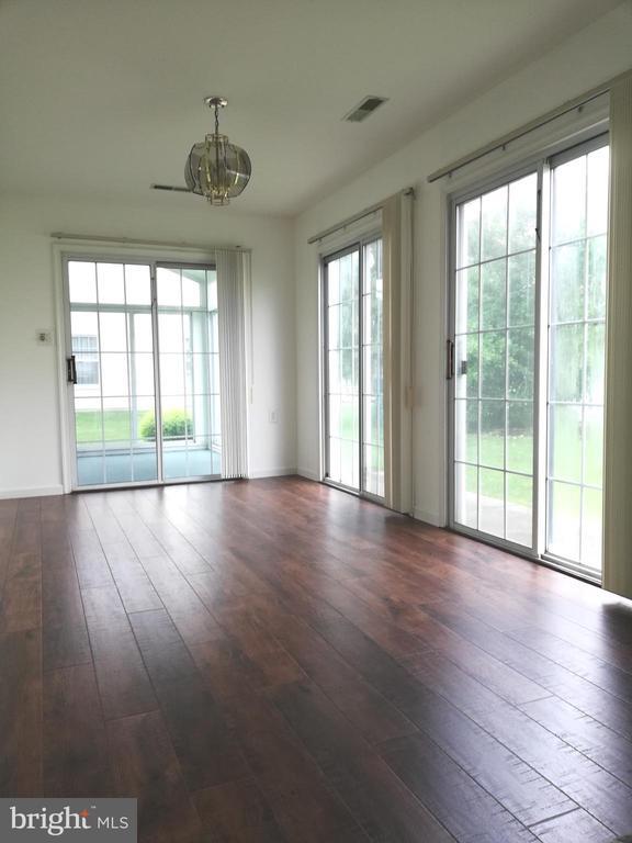 Photo - 104 Bastian Dr