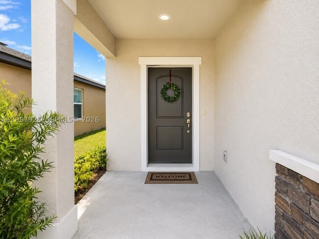 Photo - 9808 Last Light