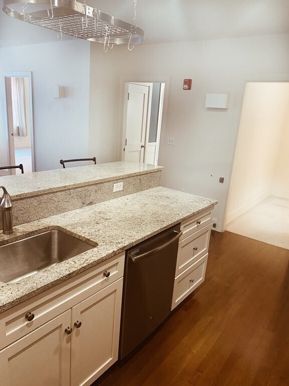 Photo - 116 Rantoul St Unidad 204