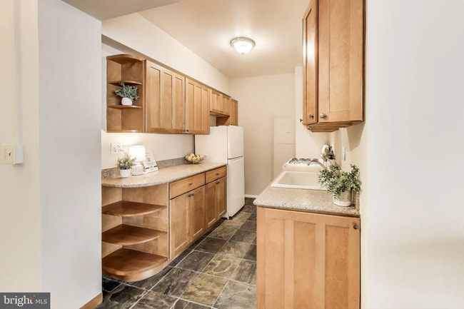 Photo - 1711 Massachusetts Ave NW Unidad 810