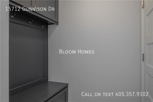 Photo - 15712 Gunnison Dr