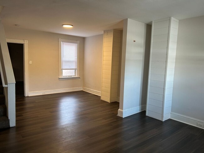 Building Photo - Updated 3-Bedroom, 1-Bathroom Home in Lanc...