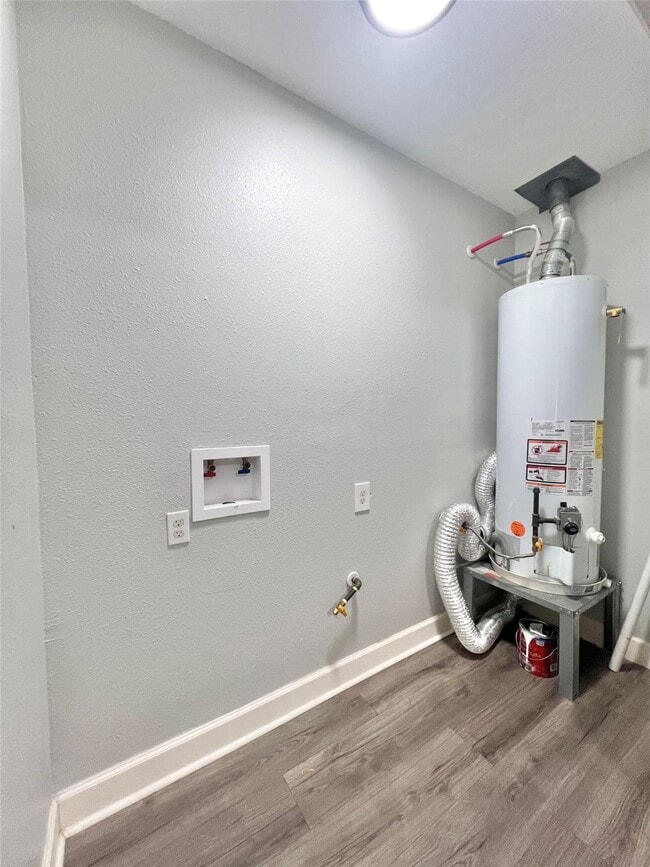 Photo - 2412 Stuart St