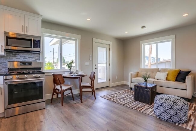 Photo - 4853 33rd St Unit Apt B