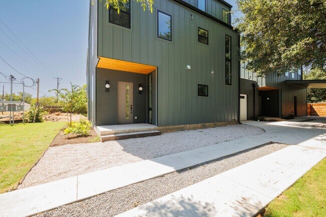 Photo - Luxury Redefined: Experience Vibrant Livin...