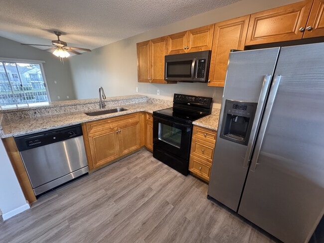 Building Photo - 2544 Woodgate Blvd