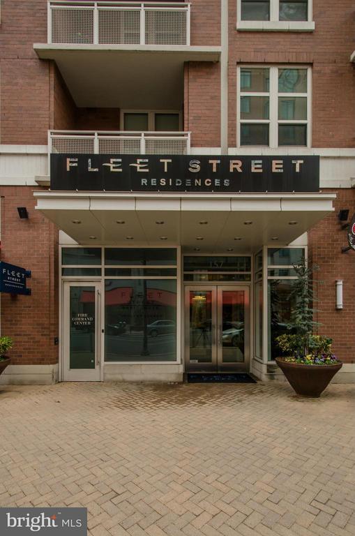 Building Photo - 157 Fleet St Unit 408 Rental