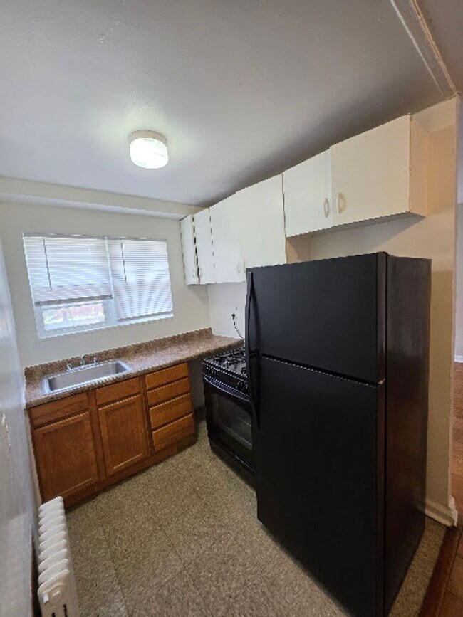 Photo - 136 Kenilworth Avenue Northeast Unit 1B