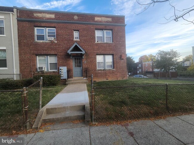 Photo - 1401 Staples St NE Apartment Unit 1