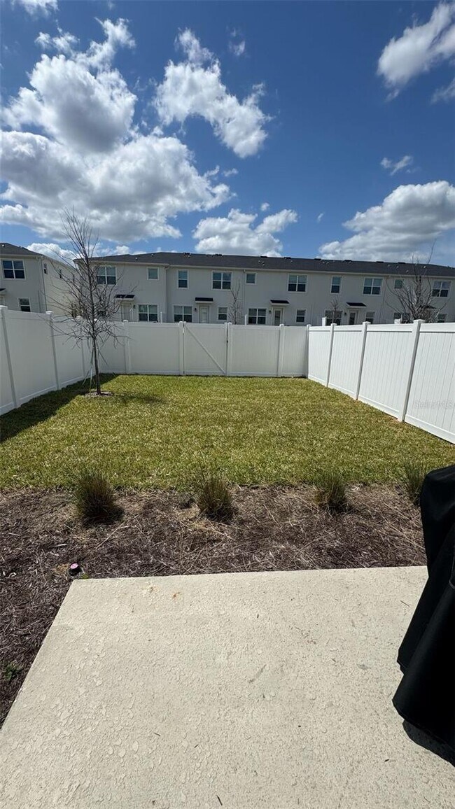 Building Photo - 320 Nine Iron Dr Rental