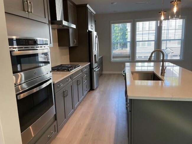 Photo - 1988 Chipley Dr