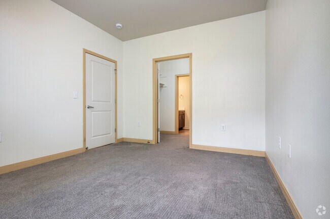 2BR, 2BA - 1,000SF - Bedroom