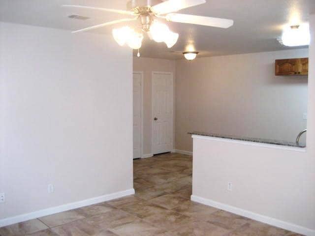 Photo - 717 Claremont Pkwy