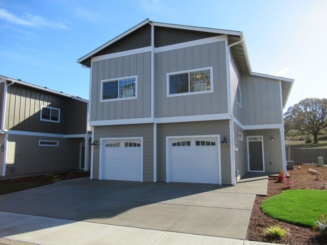 Building Photo - Large Duplex in South Salem! Unit 1182 Rental