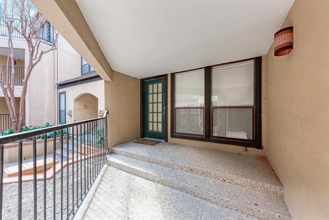 Photo - 2110 Rio Grande St Unit 107
