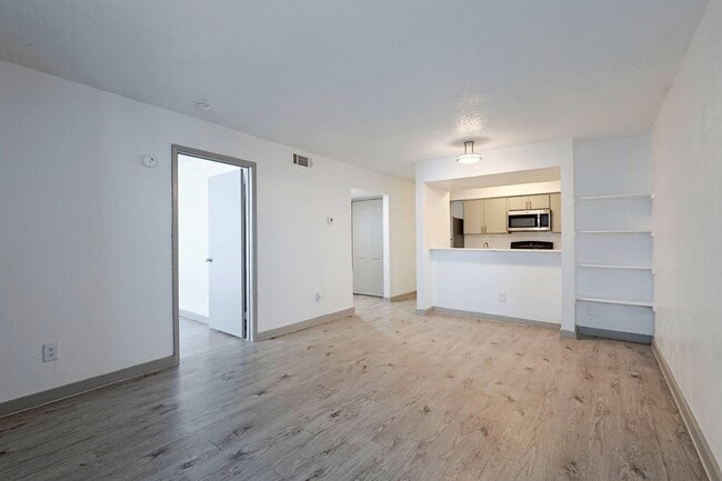 98_3164_Final_xs - The Mason