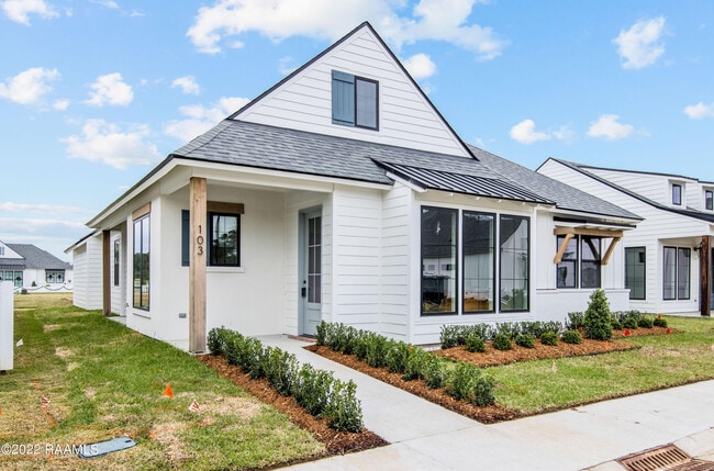 Building Photo - 103 Wishing Wl Dr