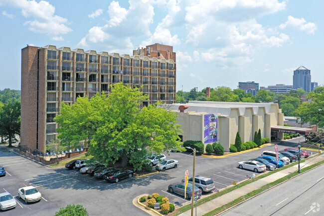 Building Photo - District at West Market Student Housing Rental