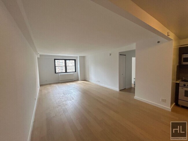 Building Photo - East 39th Street Rental