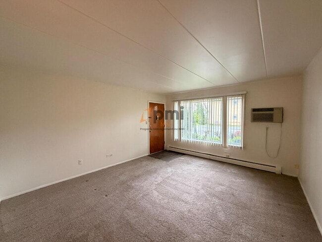 Photo - 111 Harrington Ave Unit Apt 10