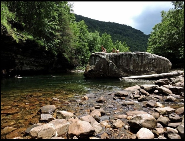 Soddy Blue Hole 5 minutes away - 9106 Dayton Pike (Soddy Daisy, TN)
