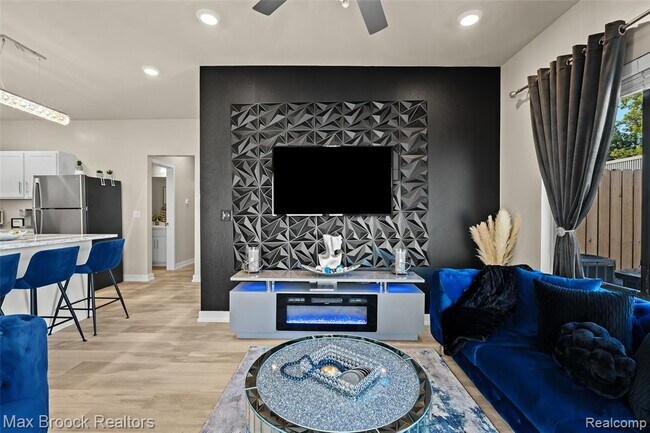 Photo - 105 Laurel Ct Unidad A