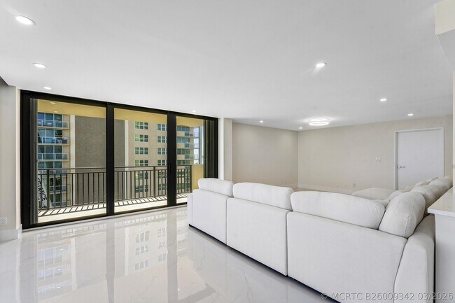 Photo - 5460 N Ocean Dr Unit 5b