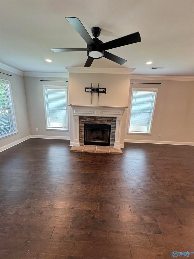 Photo - 603 Hudlowe Ln
