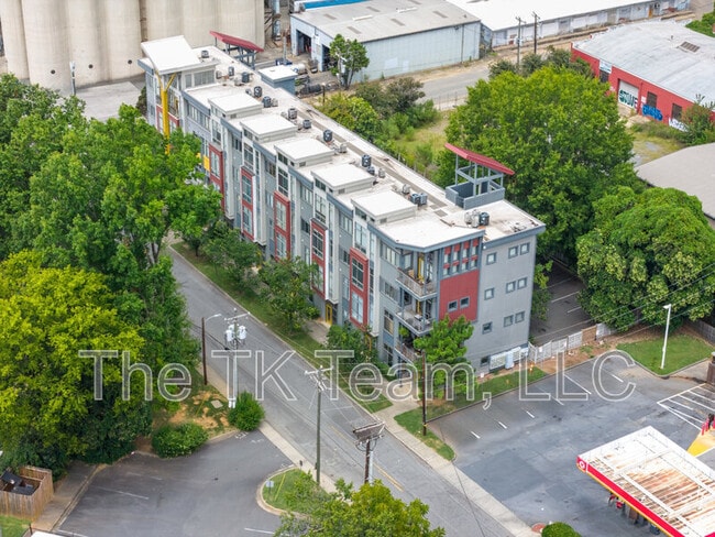 Photo - 514 W 10th St Unit 201
