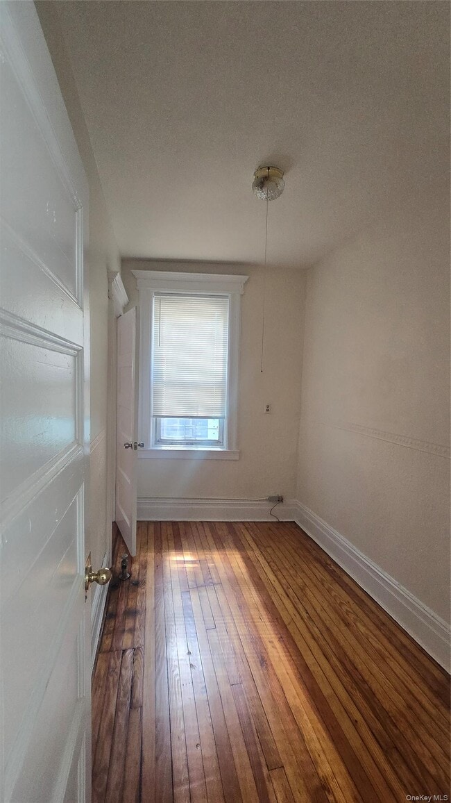 Photo - 88-16 Jamaica Ave Unit 2