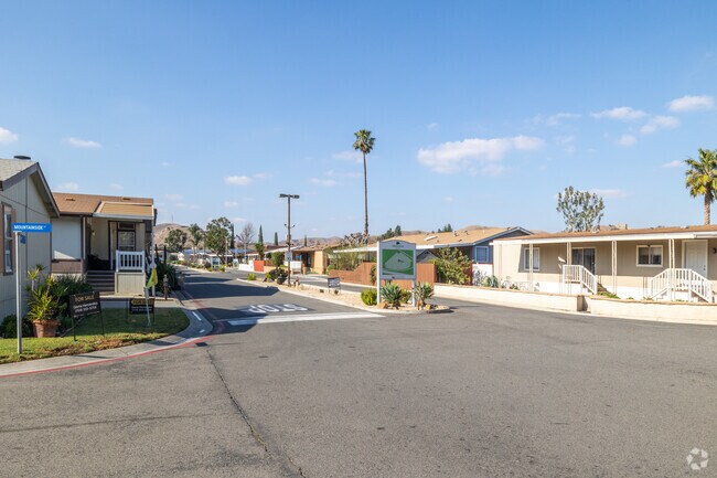 Photo - Green River Village