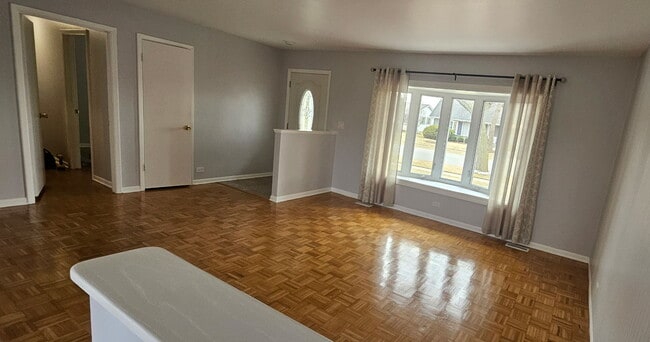 Photo - 266 Trowbridge Rd