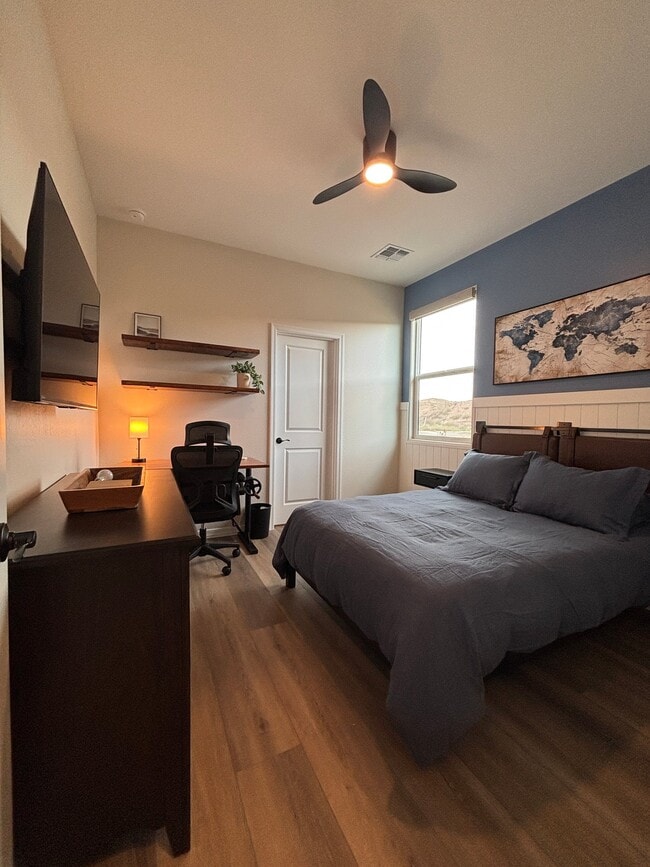 Building Photo - 1204 Tranquil Ln