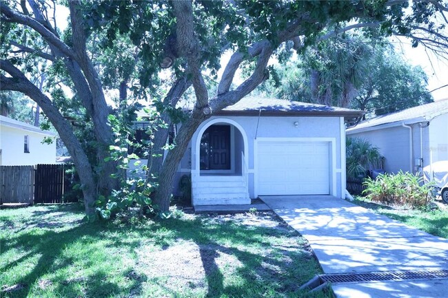 Photo - 7609 S Sherrill St House
