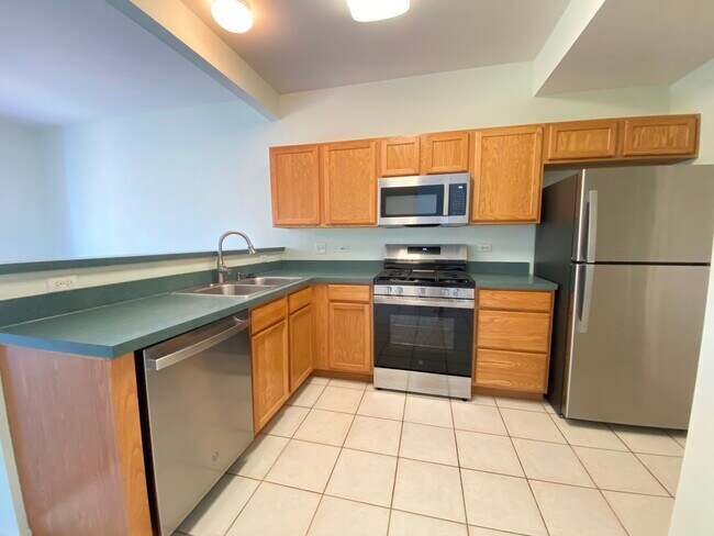 Photo - 1659 S Candlestick Way