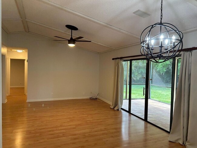 Photo - 6826 SW Chase Ct