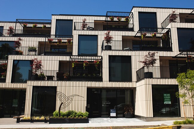 Photo - 2871 SE Division St Apartments Unit 102