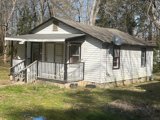 Photo - 218 Clyburn St