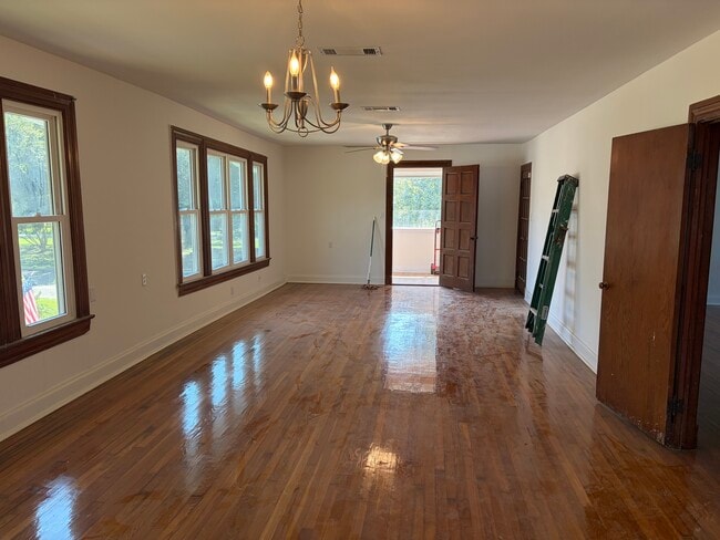 Great Room - 6818 Canal Blvd
