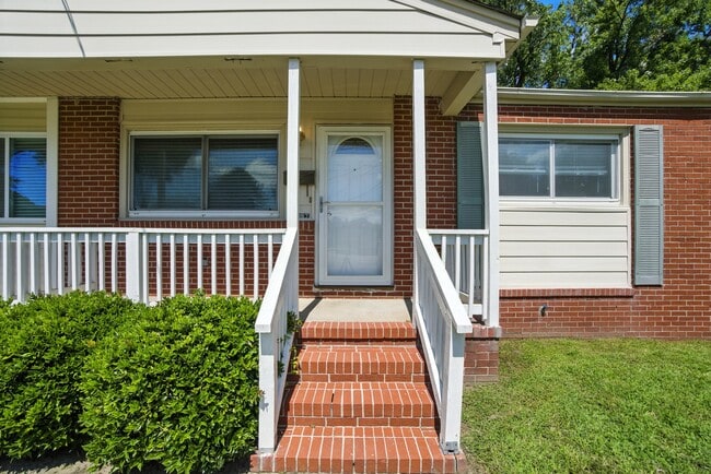 Photo - 1037 Randall Ct