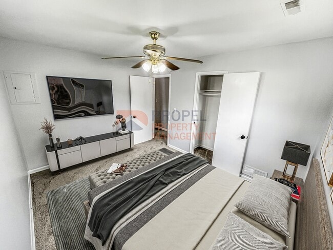 Photo - 14387 Leonard Ave