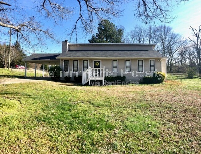 Photo - 2463 Robin Ridge Dr SE
