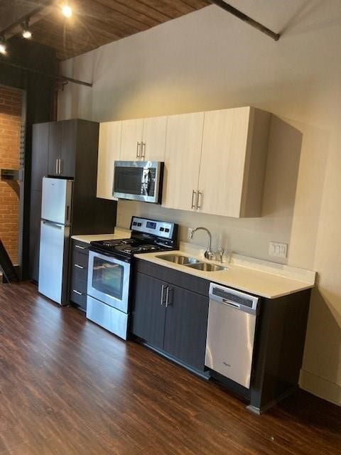 Photo - 806 Sampson St Unit 209