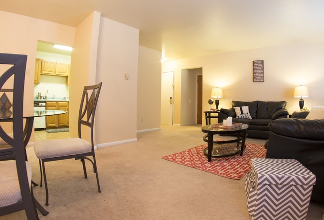 Photo - Sutton Court Apartments