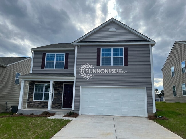 Building Photo - 4 Bedroom 2.5 Bathroom in Dallas NC