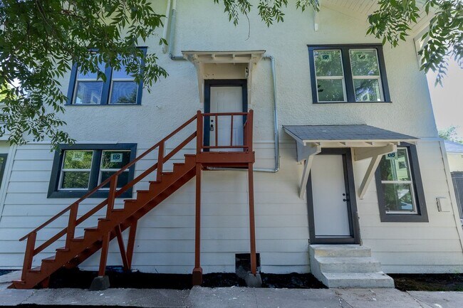 Photo - 1702 Ethel Ave