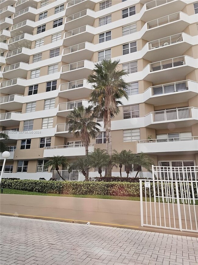 Photo - 1980 S Ocean Dr Unit 6J