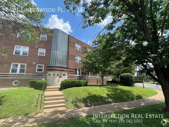 Building Photo - MOVE-IN SPECIALS!  Fully-Renovated 2 Bed, ... Unit L-1E Rental